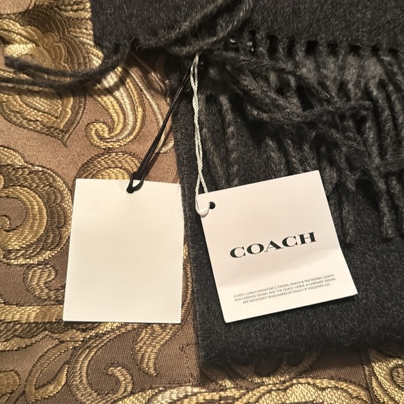 Authentic Coach Cashmere Scarf men’s or women’s charcoal grey! - Picture 2 of 3